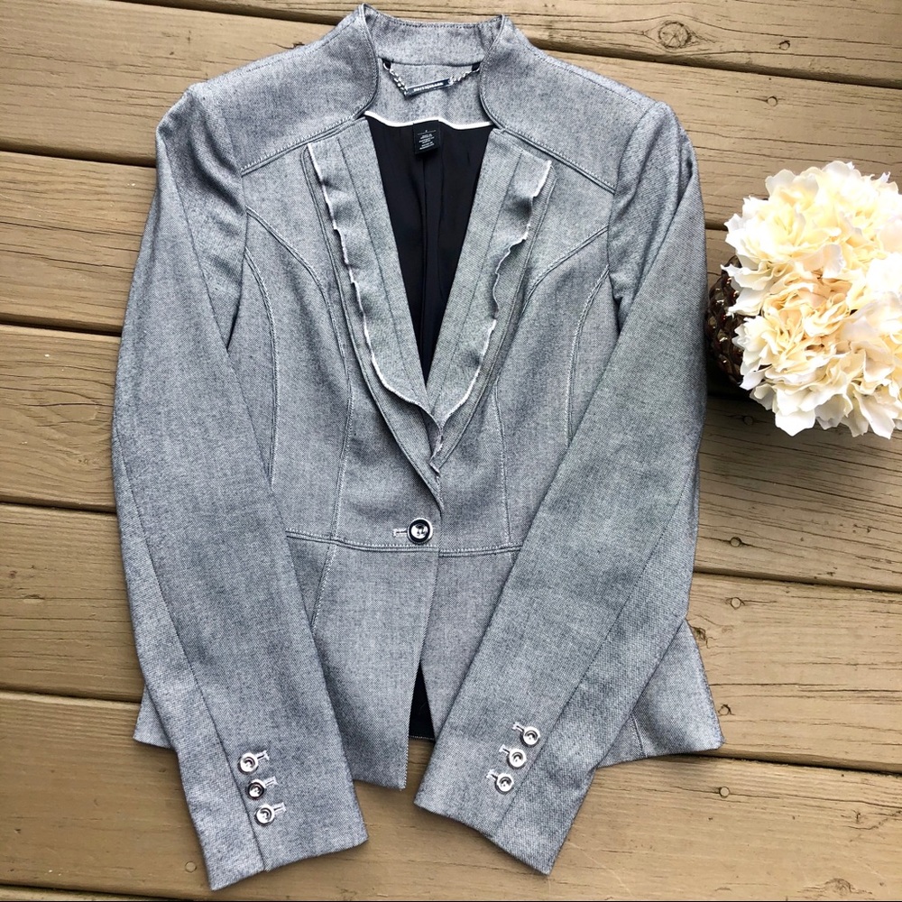 White House Black Market Size 4 Suit Jacket